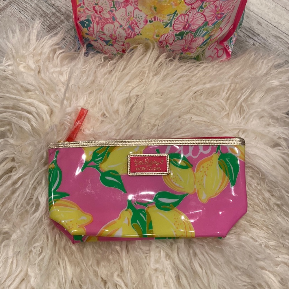 Lilly Pulitzer vinyl, easy wipe off, make up case new never used without tags
